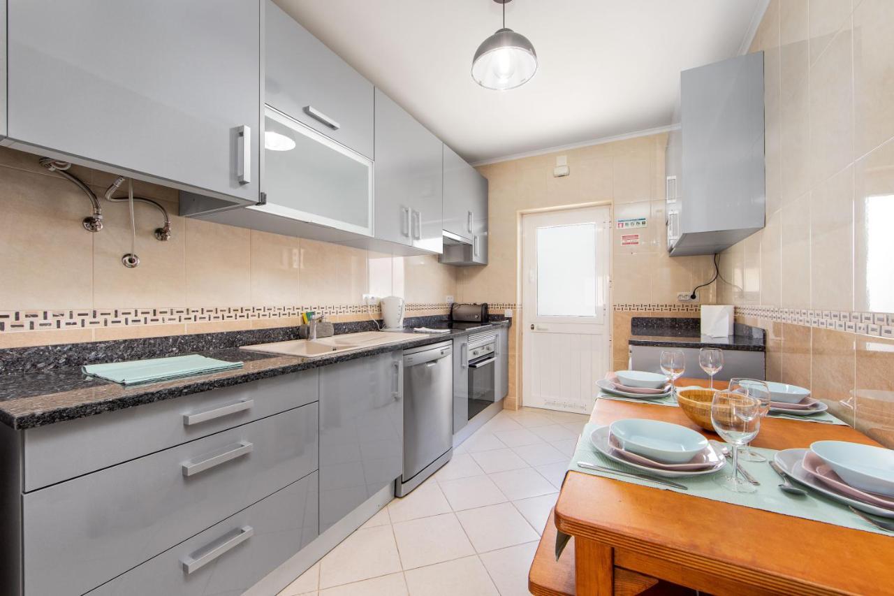 Caparica Beach Apartment By Host-Point コスタ・ダ・カパリカ エクステリア 写真